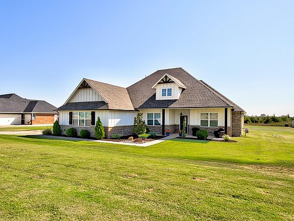 3rd image of 7045 Chisholm Ranch Dr
