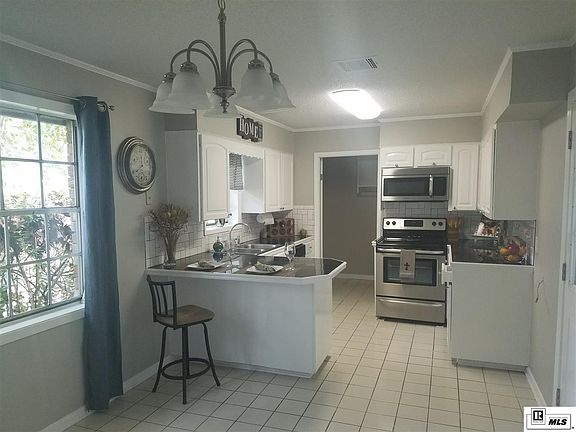 4th image of 103 Ashlawn Ln #1