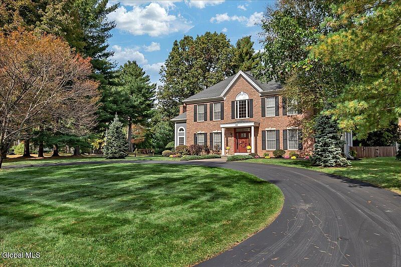 2nd image of 26 Timberwick Drive