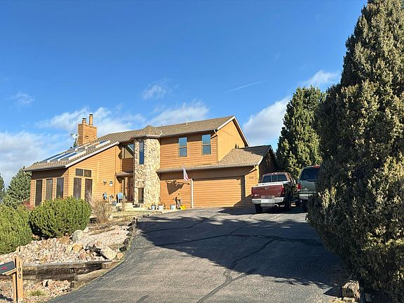 2nd image of 190 Desert Inn Way