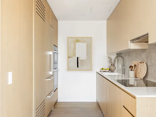 428 West 19th Street 10B image 2 of 12