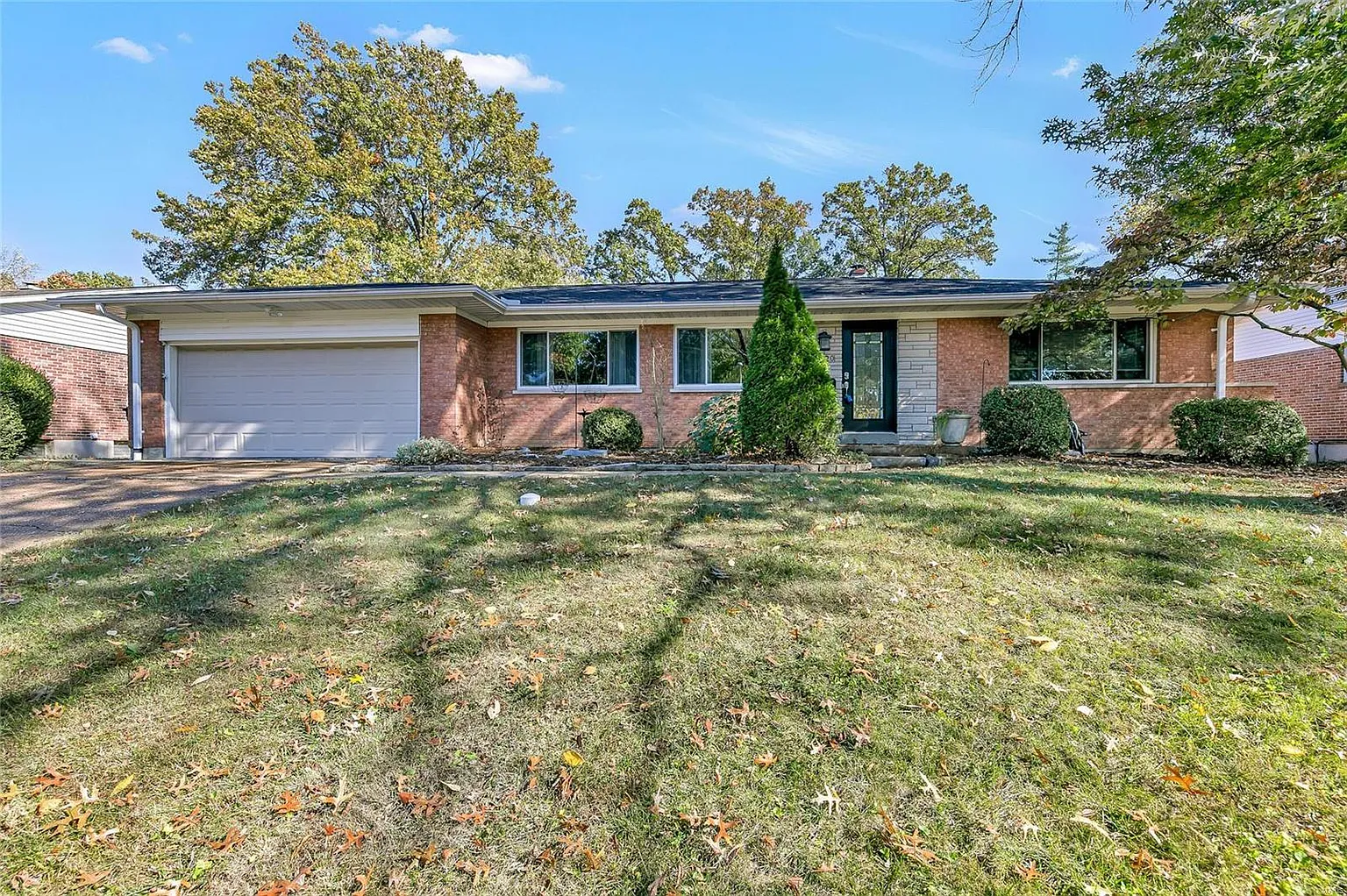 1420 Ruth Dr photo 1
