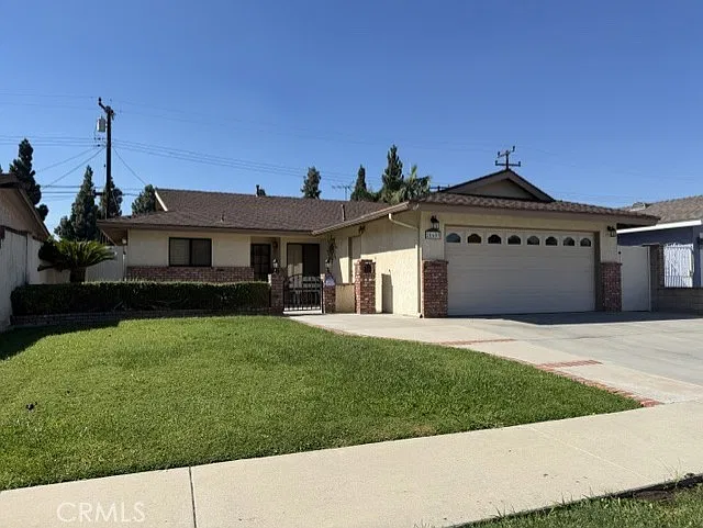 4 bed, 1590 sqft, $4,500 — Photo 1