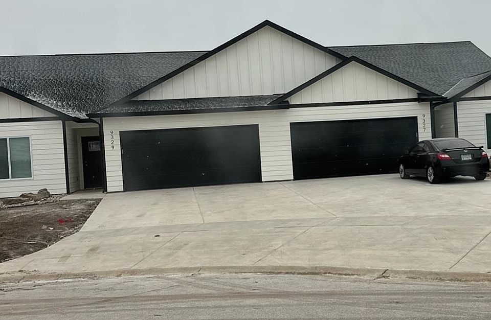 1st image of 9327/9329 E Wassall Ct