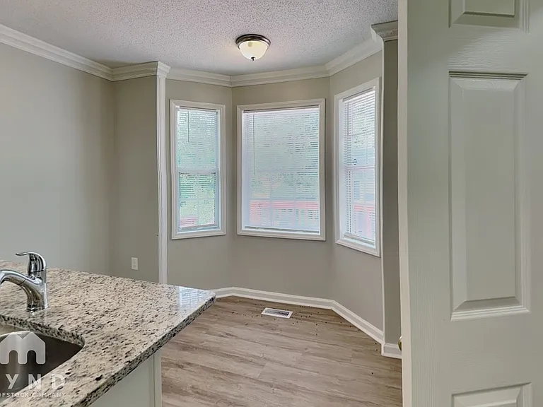 15 Jenee Ln — Photo 9