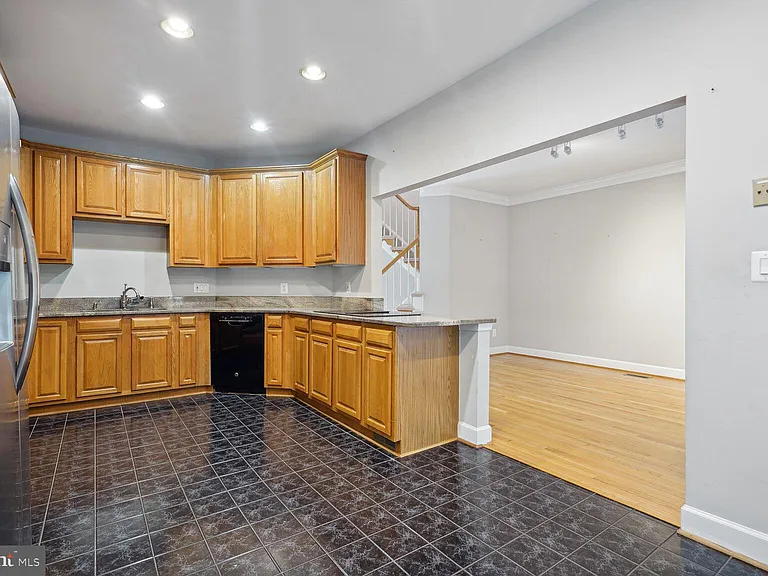 8544 Westown Way — Photo 9