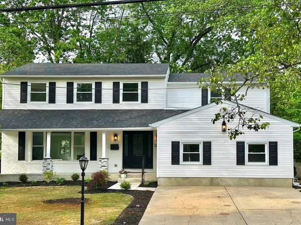 421 Doral Dr, Cherry Hill, NJ 08003