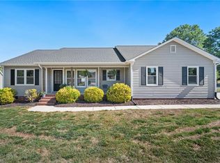102 Birchwood Ct, Archdale, NC 27370