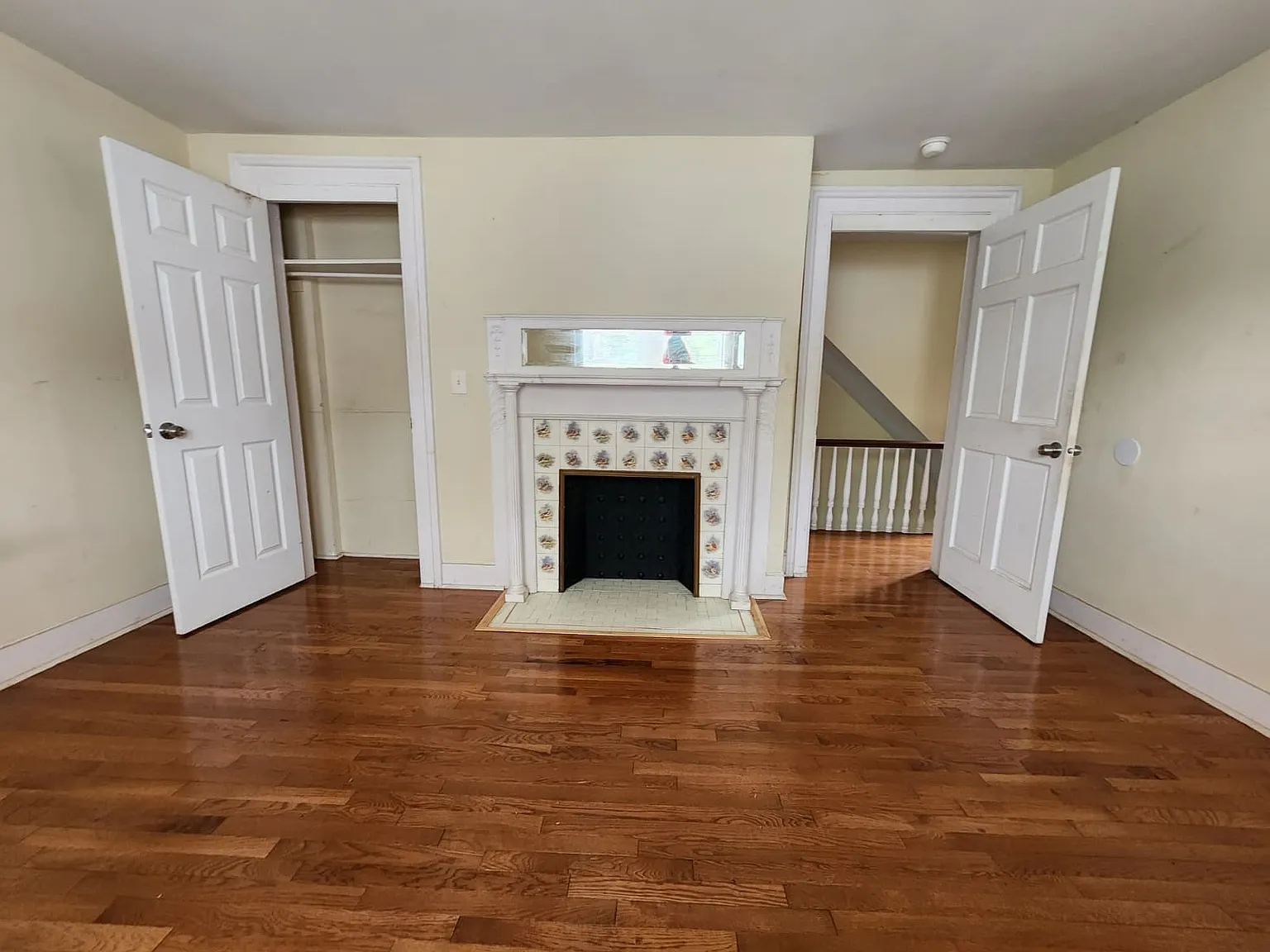 5 bed, $2,200 — Photo 4