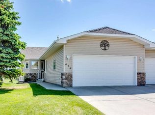 612 W Riverside Blvd NW, High River, AB T1V2C1