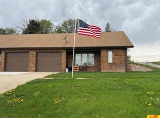 400 S 14th St, Tekamah, NE 68061