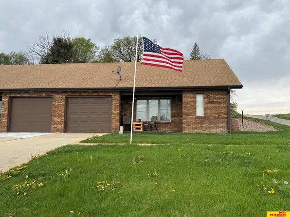 400 S 14th St, Tekamah, NE 68061
