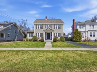 102 Greenacre Ave, Longmeadow, MA 01106