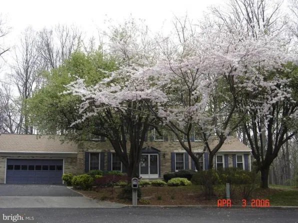 6307 Gabriel St, Bowie, MD 20720