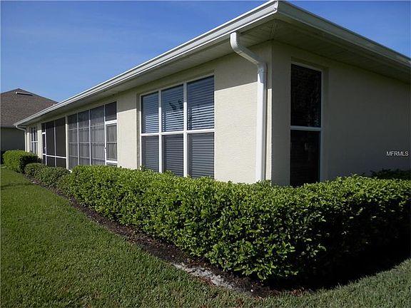 3rd image of 1974 Scarlett Ave