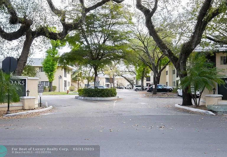 2445 SW 18th Ter #220 — Photo 37