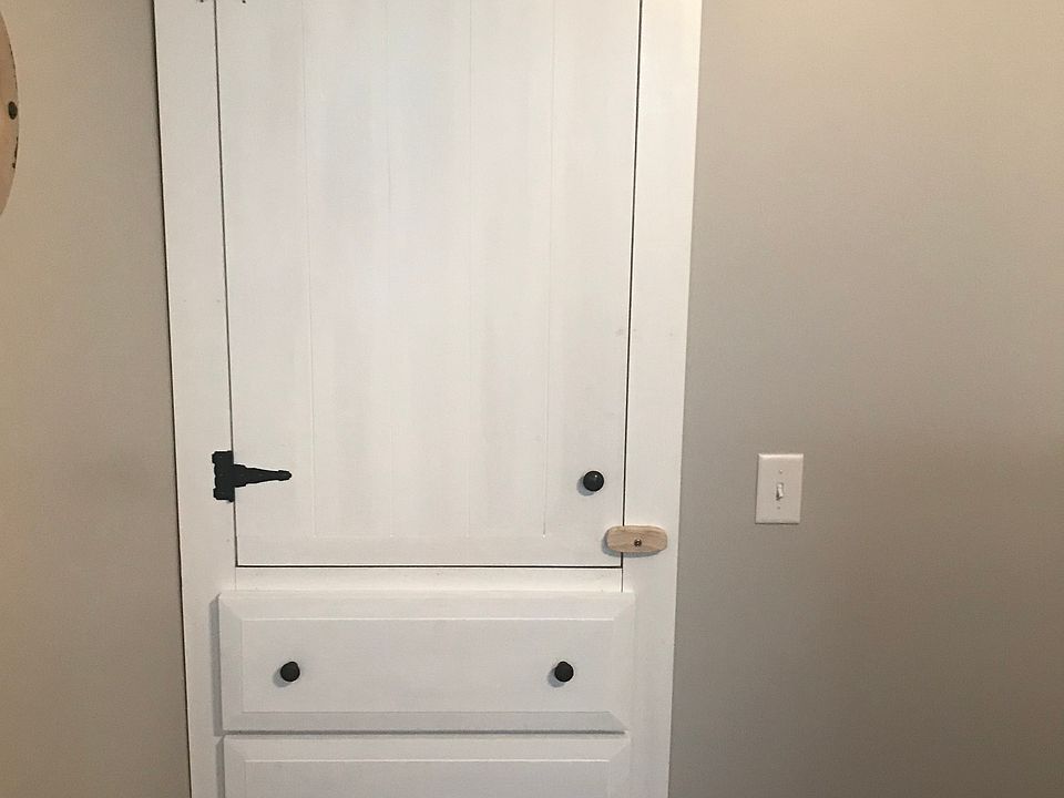 Custom built closet! Bed 1