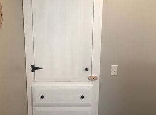 1283 W Shore Rd, Warwick, RI 02889