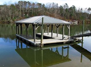 1853 Hidden Pointe Dr #8, Hickory, NC 28601