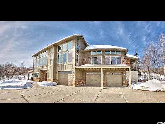 5th image of 809 N Yacht Club Dr