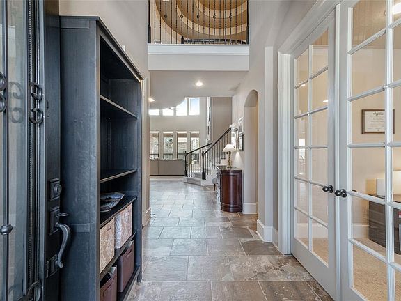 Beautiful entrance with abundant natural light