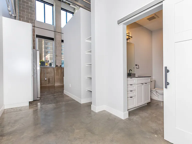 Residence at Discovery Square - 511 3rd Avenue Southwest — Photo 12