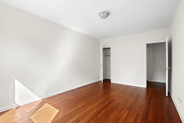 Rented by Stonehenge NYC LLC | media 28