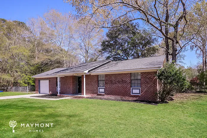 4 bed, 2.0 bath, 1514 sqft, $2,095 — Photo 3