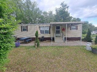 7 Lillian Ct, Castleton, NY 12033