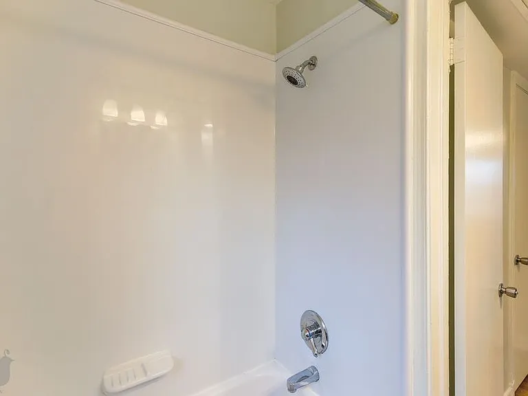 2103 Suitland Ter SE #201 — Photo 28