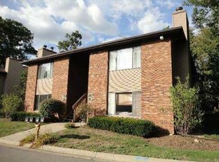 311 S Harrison St, Geneva, IL 60134