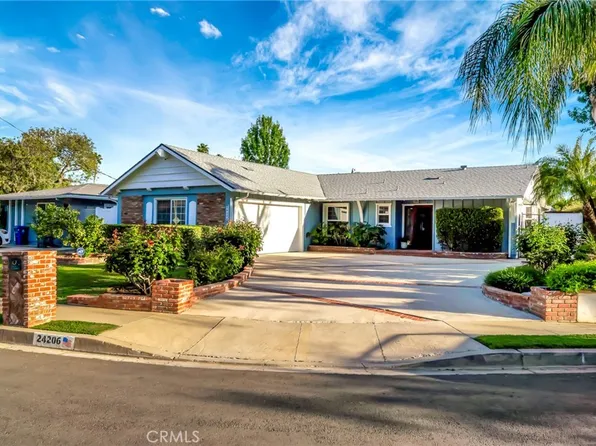 24206 Saint Edens Cir, West Hills, CA 91307