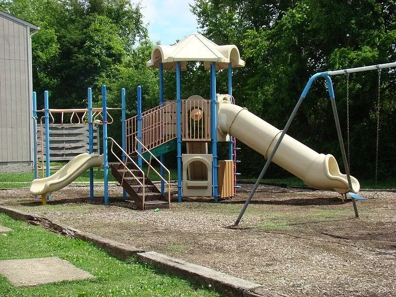 Village Lake Townhomes — Photo 2