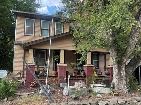 621 Washington St, Fredonia, KS 66736