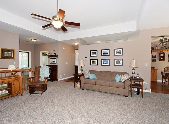 4th image of 22913 W Bussey Dr