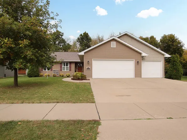 1797 Justin Dr, Omro, WI 54963