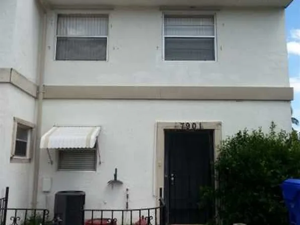 7901 SW 9th St, North Lauderdale, FL 33068