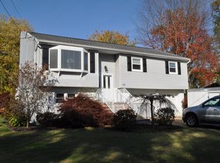 55 Lorton Rd, Old Bridge, NJ 08857