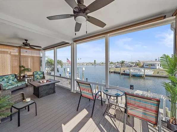 214 Bimini Dr, Palmetto, FL 34221