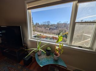 115 Lake Dr, Laurel Park, NC 28739