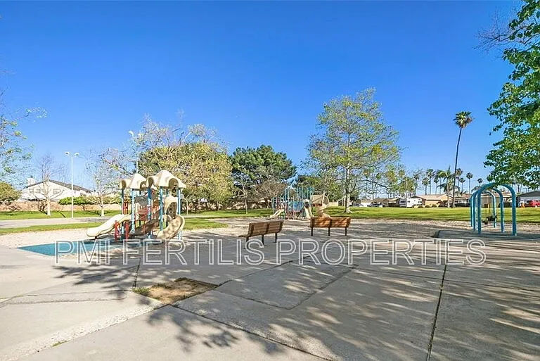18242 Parkview Ln #106 — Photo 15