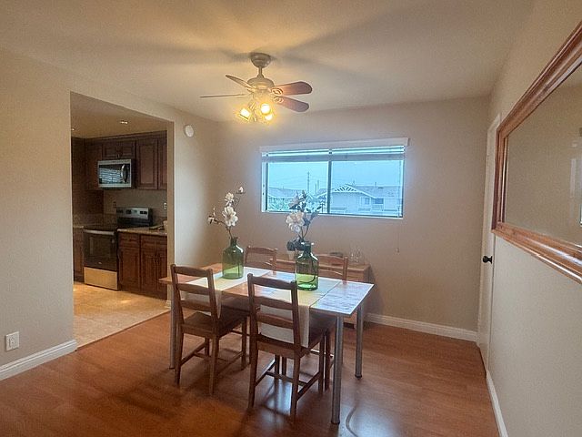 Dining rom set also can stay