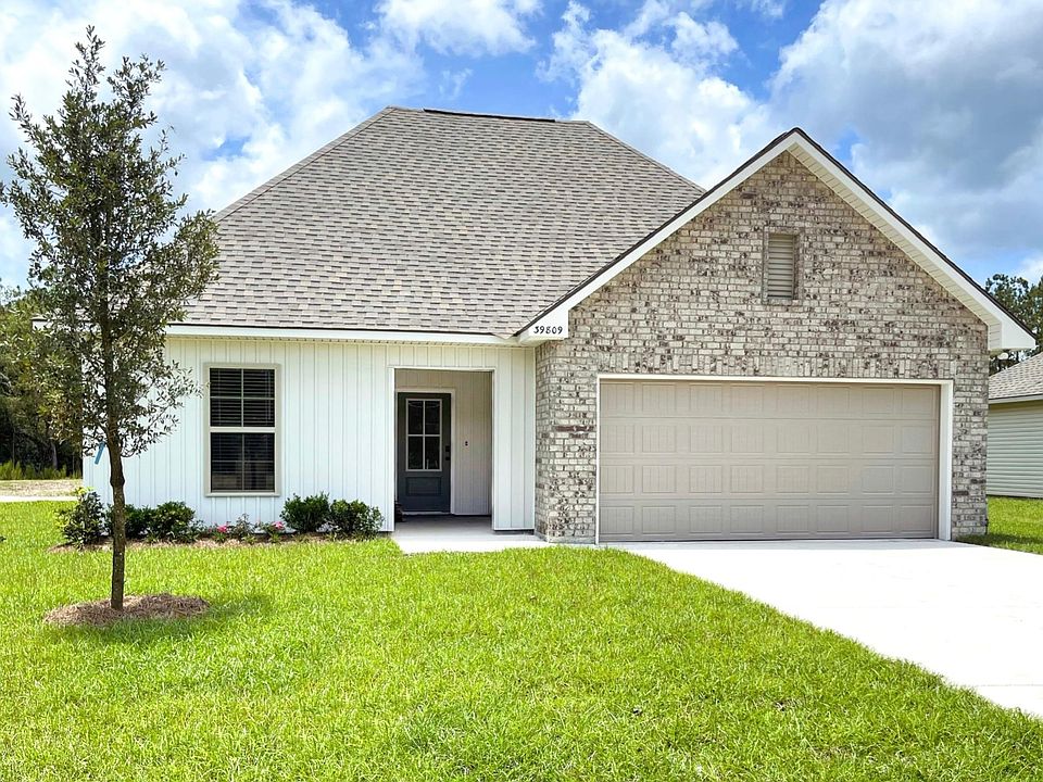 Beautiful front of home