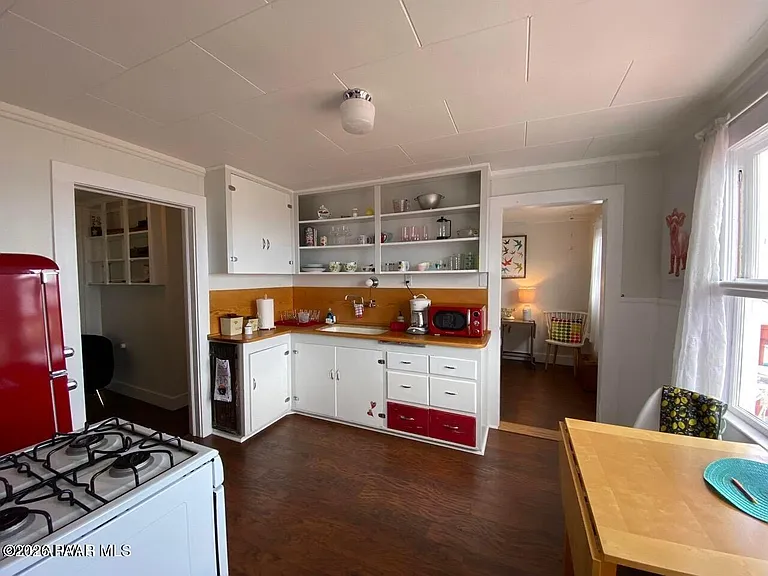 715 Clark St #1 — Photo 12