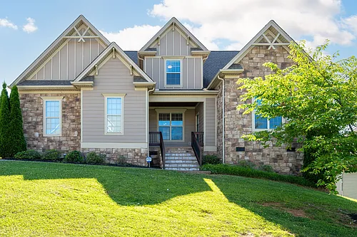8885 McKenzie Farm Dr Photo 1