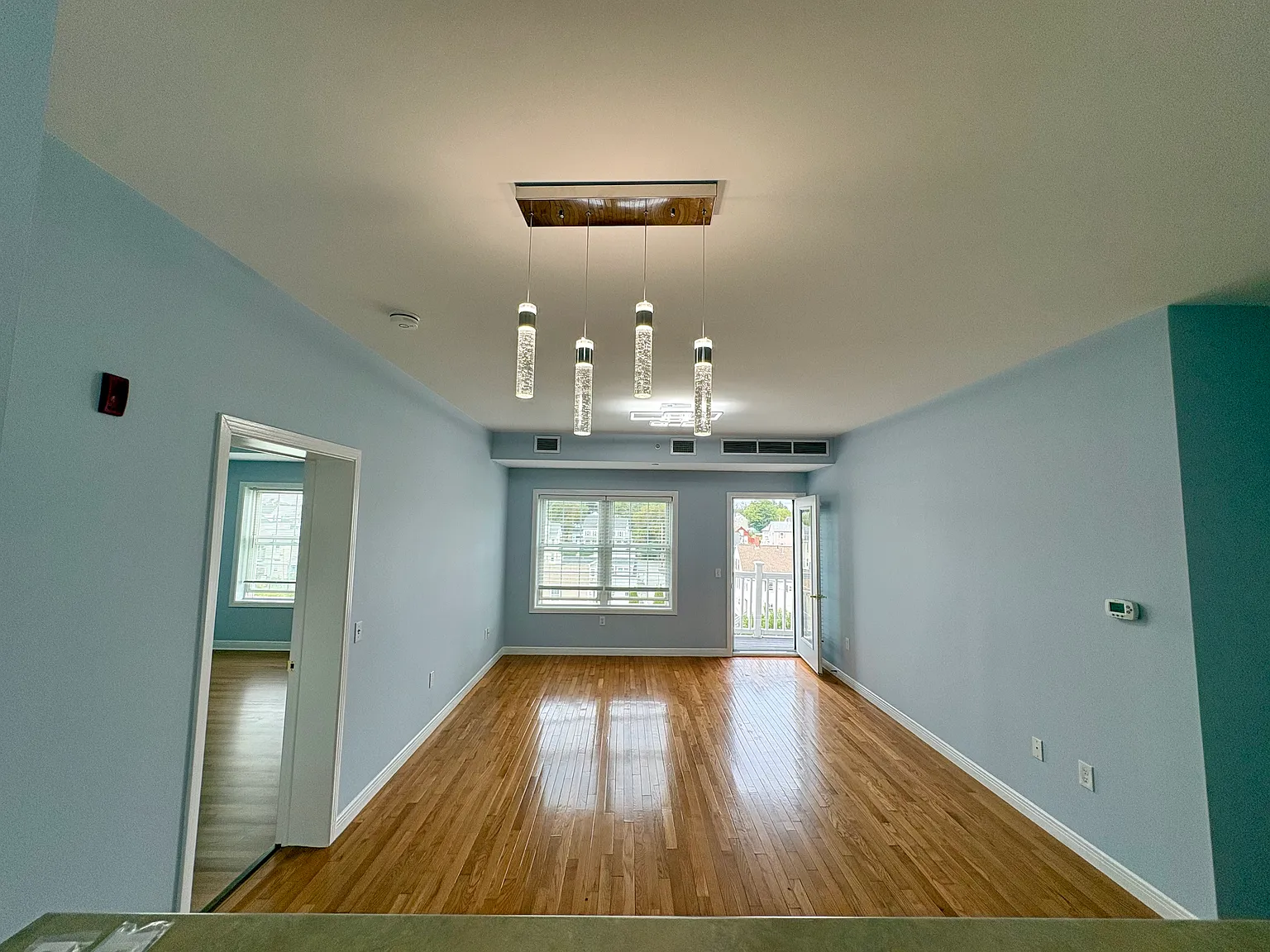 2 bed, 1194 sqft, $2,850 — Photo 2