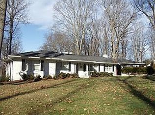 1508 Robin Hood Ln, Johnson City, TN 37604