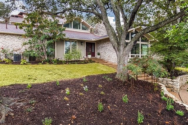 1st image of 3105 Scenic Dr
