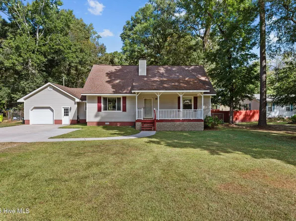 401 Briarwood Lane, New Bern, NC 28560