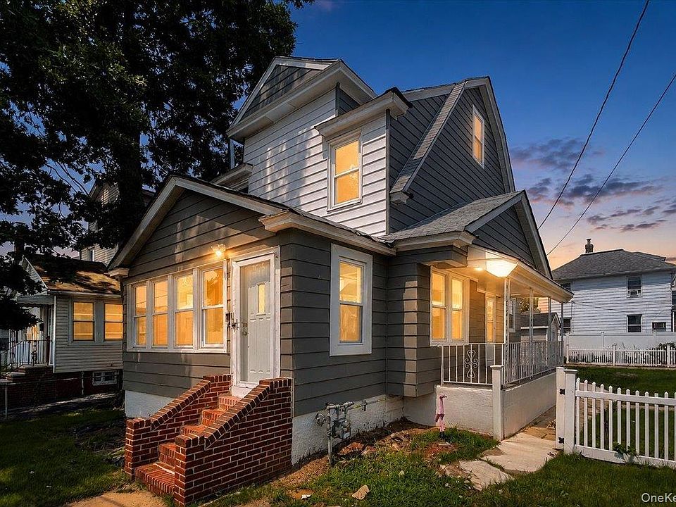 1st image of 17 Sapir Street